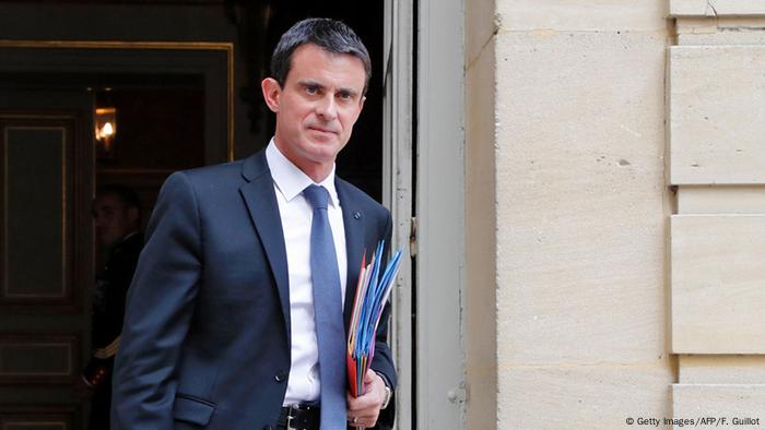 El primer ministro francés, Manuel Valls, aseguró que decidirá próximamente si se presenta candidato para las primarias de la izquierda, y no excluyó enfrentarse al presidente, François Hollande, en caso de que este se postule. (27.11.2016)