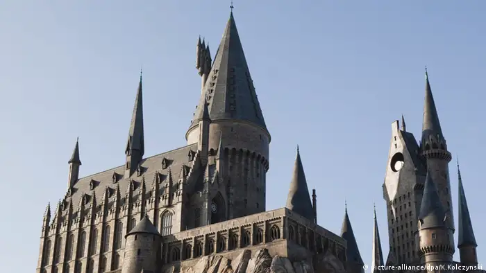 Hogwarts Schloss im Themenpark Wizarding World of Harry Potter (Foto: dpa)