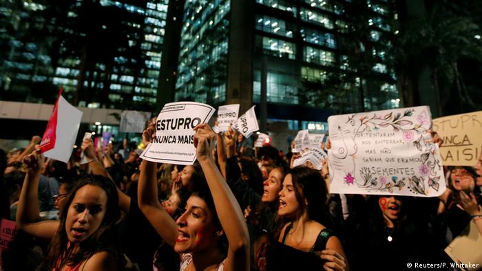 Brasilien Protest gegen Gewalt gegen Frauen in Sao Paulo