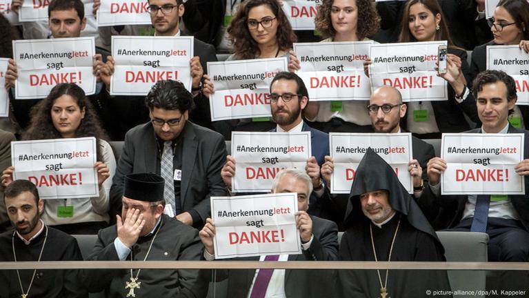 German Armenians Welcome Resolution – DW – 06/02/2016