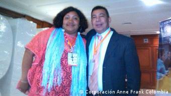 Claudia Quintero, directora de la Corporación Anne Frank, y Antonio Hernández, psicólogo de la ONG.