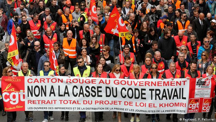 Frankreich Demo in Marseille gegen geplannten Arbeitsgesetz El Khomri