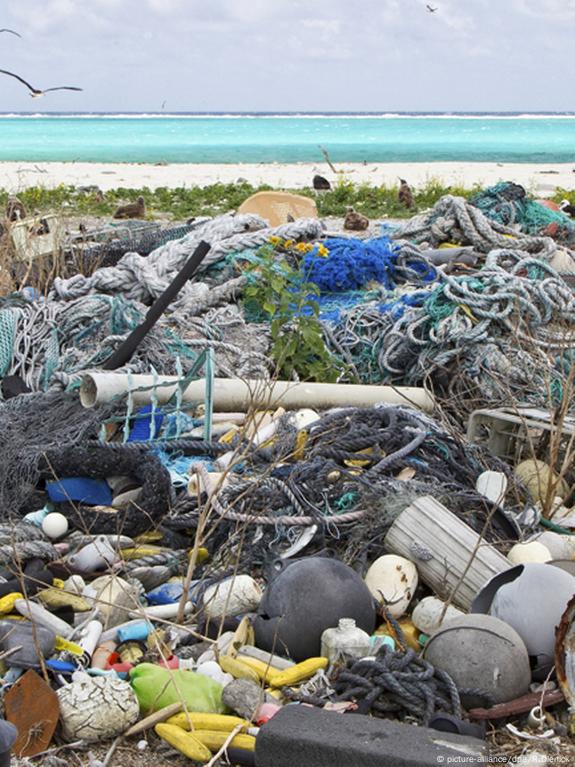 This Campaign Shows How Your Plastic Straws Suck the Life Out of Ocean  Animals