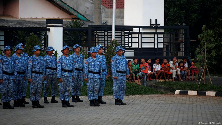 Pelatihan Bela Negara Selalu Siap Mengikuti Perintah Atasan Dunia Informasi Terkini Dari Berbagai Penjuru Dunia Dw 07 06 2016 Pelatihan Bela Negara Selalu Siap Mengikuti Perintah Atasan Dunia Informasi Terkini Dari Berbagai Penjuru Dunia Dw 07 06 2016