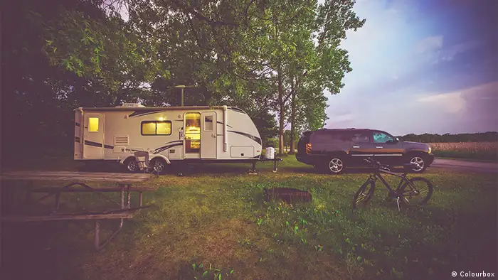 Symbolbild Wohnmobil Camping Campingplatz (Foto: Colourbox)