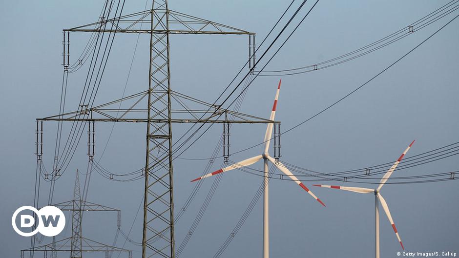 Photo of Deutschland senkt Steuer für erneuerbare Energien aufgrund steigender Preise News |  DW