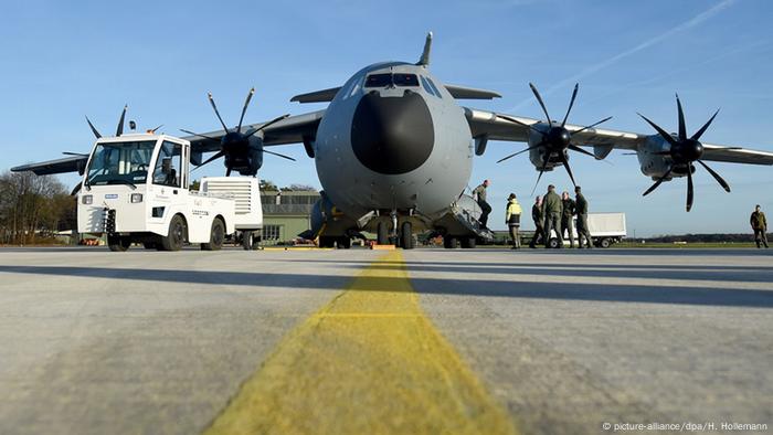 Deutschland Airbus A400M Militärtransporter der Luftwaffe in Wunstorf