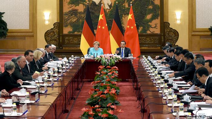 China Besuch Merkel in Peking bei Li Keqiang (Reuters/W. Zhao)