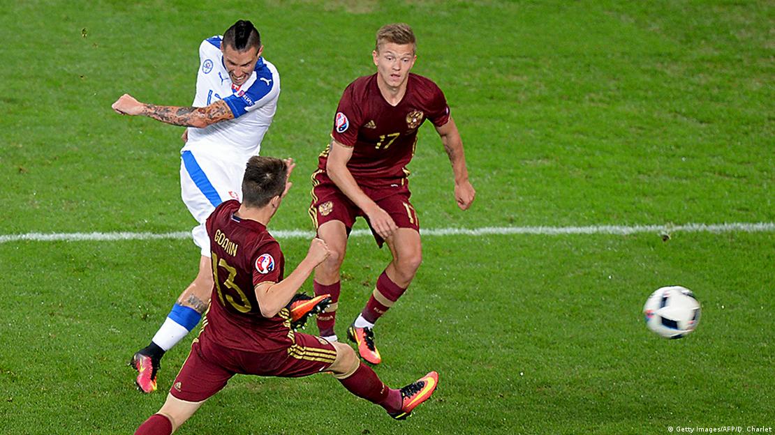 Hamsik leads Slovakia past Russia