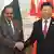 Taschkent: SCO Treffen Pakistans Präsident Mamnoon Hussain und Xi Jinping (Foto: picture-alliance/Xinhua/M. Zhancheng)