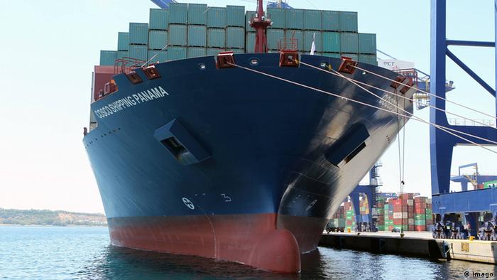 Cosco Shipping Panama am Hafen von Piraeus Griechenland