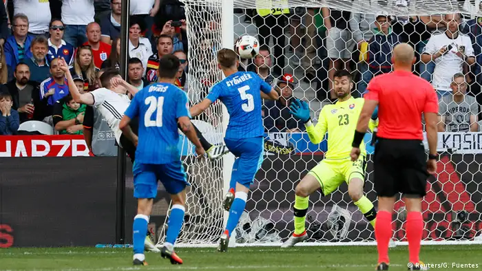 UEFA EURO 2016 - Achtelfinale | Deutschland vs. Slowakei 3:0 Tor Draxler 