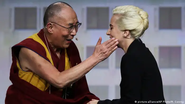 USA Indianapolis Dalai Lama trifft auf Lady Gaga