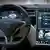 Tesla "Autopilot" (Foto: dpa)