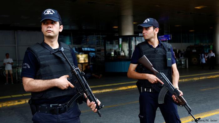 Türkei Sicherheitsmaßnahmen am Flughafen Istanbul 