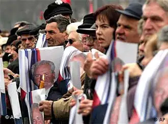 Trauerfeier für Milosevic