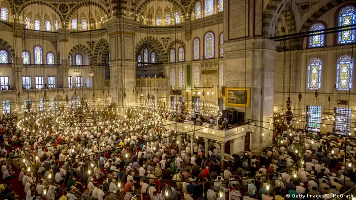 Türkei Zuckerfest Moschee in Istanbul