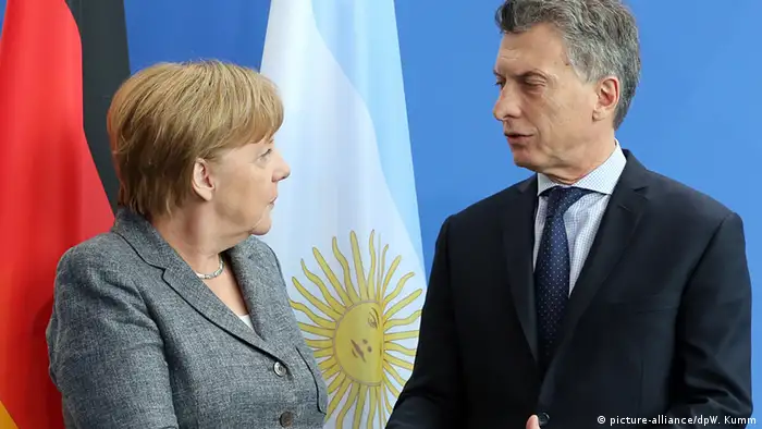 Berlin Merkel und Argentinischer Präsident Macri (picture-alliance/dpW. Kumm)