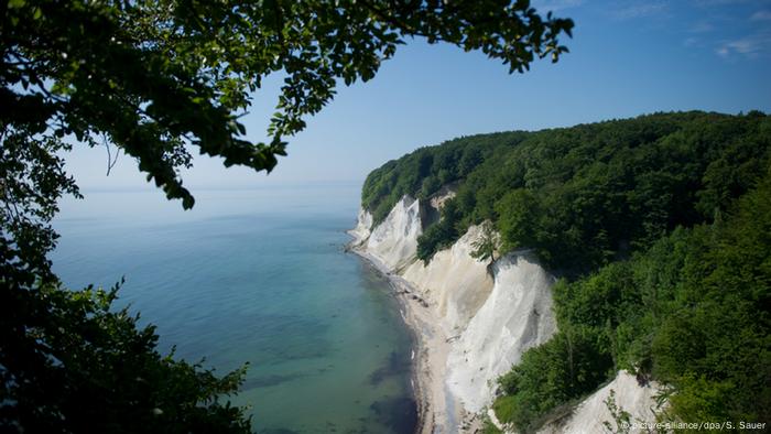 Deutschland Kreidefelsen Rügen (picture-alliance/dpa/S. Sauer)