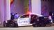 Policial se protege durante tiroteio em Dallas: cinco agentes foram mortos Policial se protege durante tiroteio em Dallas: cinco agentes foram mortos