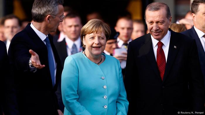 Polen Nato-Gipfel in Warschau - Angela Merkel & Tayyip Erdogan
