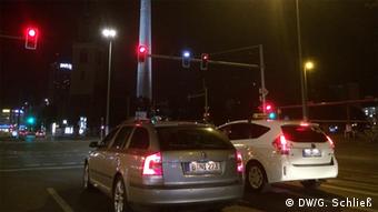 Berlin street at night, Copyright: DW/G. Schließ