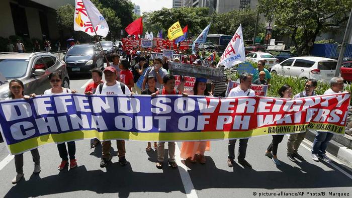 Philippinen Demonstranten vor chinesicher Botschaft in Manila