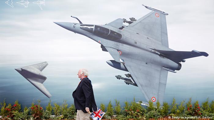 UK air show at Farnborough 2016: military aircraft (Photo: Getty Images/AFP/A. Dennis)