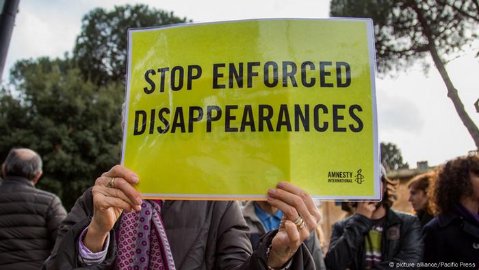 Italien Rom Proteste Amnesty International vor ägyptischer Botschaft