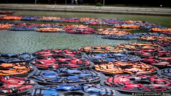 Österreich Ausstellung von Ai Weiwei im Park des Wiener Belvedere