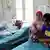 Indien Verwundete Muslime werden behandelt in Kaschmiri Krankenhaus