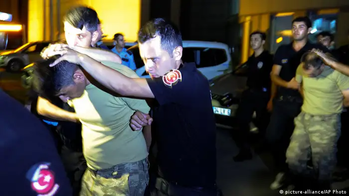 Türkei Istanbul Polizei Festnahmen