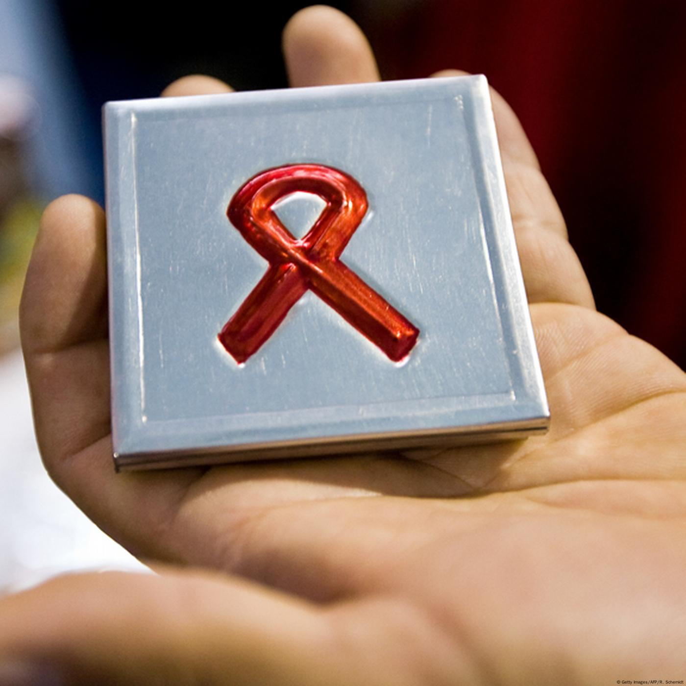 Pulse: Living with HIV in Uganda