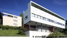 Archiv Doppelhaus von Le Corbusier und Museum der Weißenhofsiedlung in Stuttgart, Stuttgart/Schwäbische Alb | Verwendung weltweit (c) picture-alliance/dpa/R. Schmid