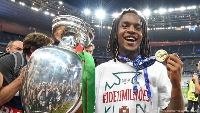 Renato Sanches Should Leave Bayern Munich For Everybody S Sake Sports German Football And Major International Sports News Dw 21 03 2019