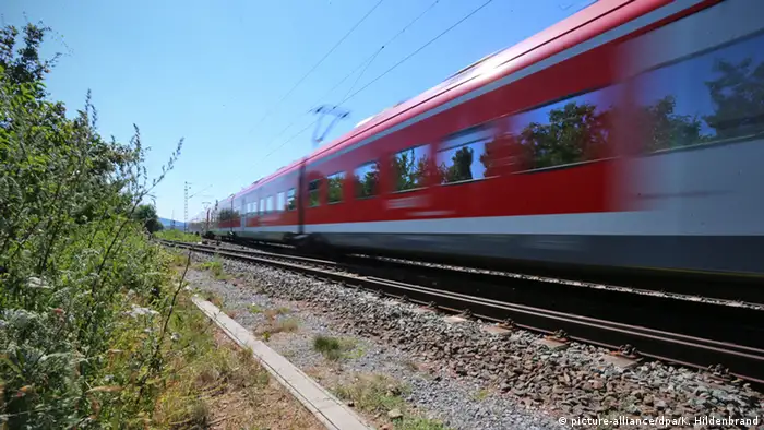 Bayern Attacke in Regionalzug bei Würzburg-Heidingsfeld Symbolbild