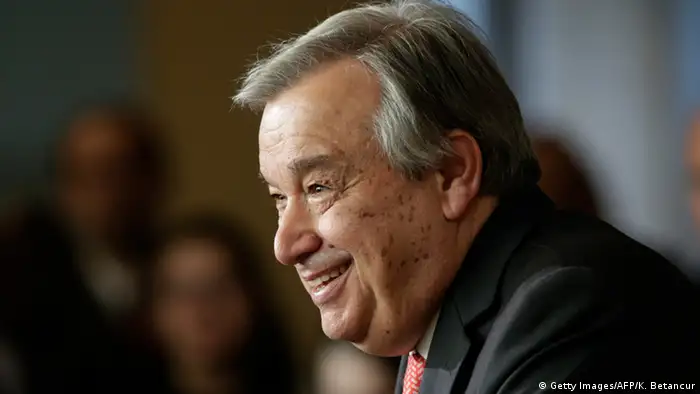 El Consejo de Seguridad de Naciones Unidas nominó al exprimer ministro portugués António Guterres candidato a suceder a Ban Ki-moon como secretario general de la ONU. (05.10.2016)