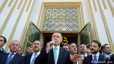 Ердоган ще открие в Кьолн новата Централна джамия на турско ислямското