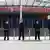 Polizisten sichern das Olympia-Einkaufszentrum (Foto: Reuters)