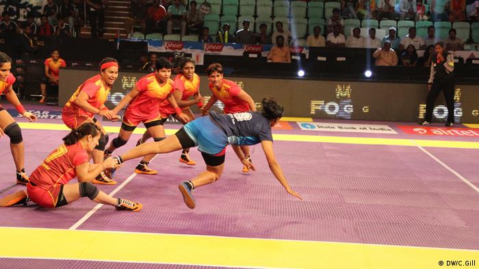 Einfache Regeln aber voller Körpereinsatz 