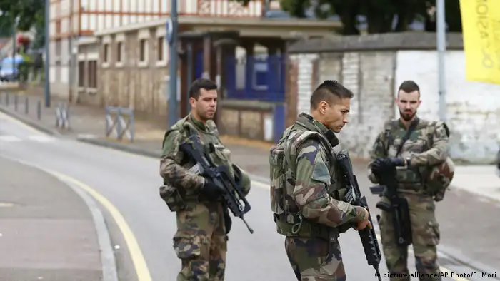 Frankreich Geiselnahme Polizei in Rouen