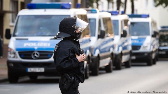 Polizei Durchsucht Hildesheimer Moschee Aktuell Deutschland Dw 28 07 16