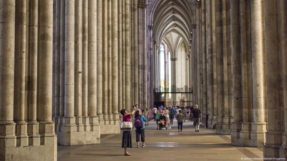 Kelnskij Sobor Dolgostroj I Shedevr Sovety Turistam V Germanii Dw 02 06 2014