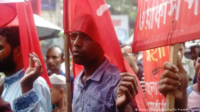 Indien Gegner des Rampal-Kraftwerks demonstrieren nahe Sundarban