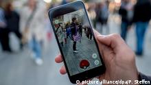 Pokémon Go Goes Global - Game erases boundary between real and virtual - on DW News
