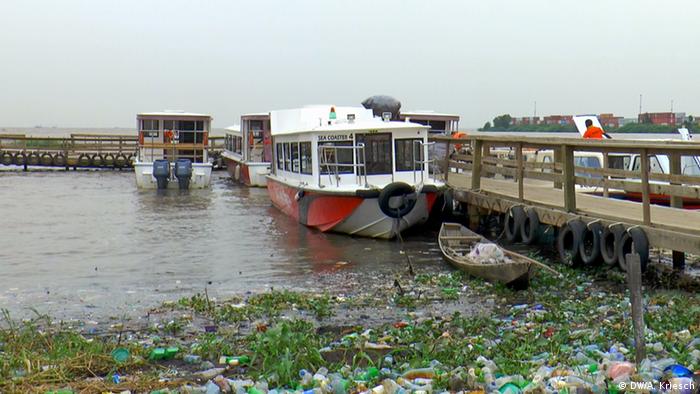 Nigeria Müll zerfrisst Motoren