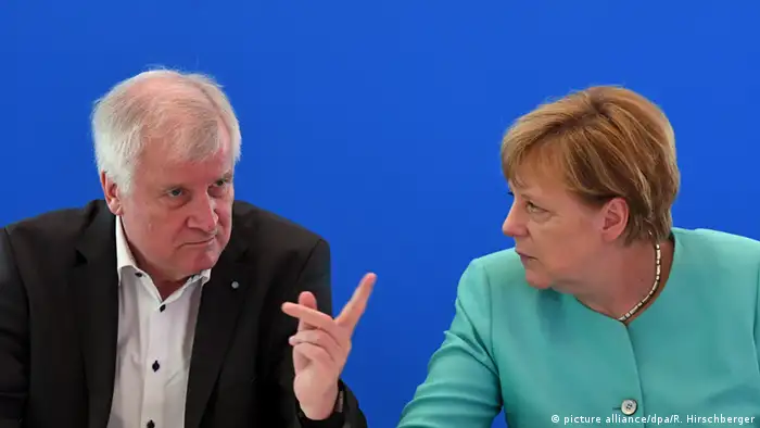 Deutschland Merkel und Seehofer