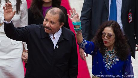 Daniel Ortega und Rosario Murillo (picture-alliance/dpa/M. Gutierrez)