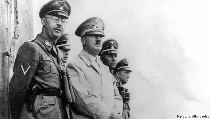Der Reichskanzler Heinrich Himmler und nationalsozialistische Führer Adolf Hitler