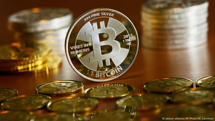 Cryptocurrency Market Keeps Investors Obsessed Business Economy And Finance News From A German Perspective Dw 01 08 2017